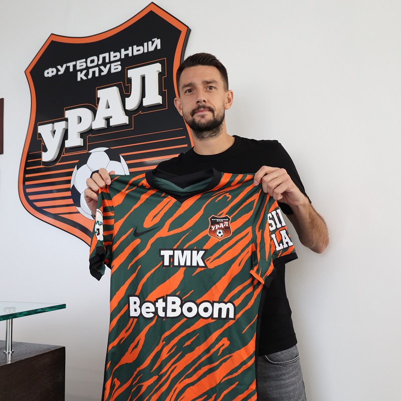 «Урал» объявил о подписании Егора Филипенко и Ибраима Сиссе