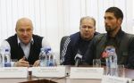 На трибуны приходит все больше болельщиков