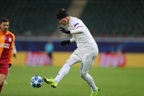 Локомотив 2:0 Галатасарай