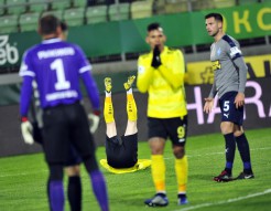 Анжи 0:2 Крылья Советов