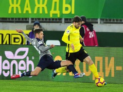 Анжи 0:2 Крылья Советов