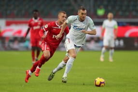 Локомотив 1:1 Зенит