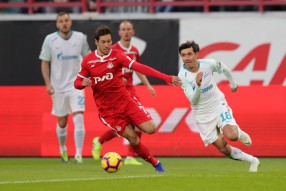 Локомотив 1:1 Зенит