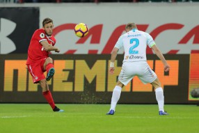 Локомотив 1:1 Зенит