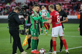 Руслан Камболов, Василий Казарцев
