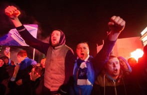 Болельщики встретили чемпионов РПЛ в Пулково