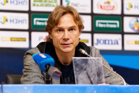 Валерий Карпин