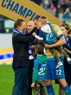 Церемония вручения  «Зениту» Кубка чемпионов Росси ...