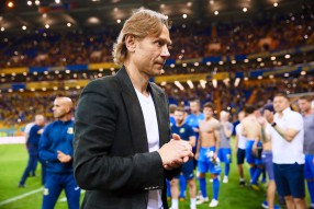Валерий Карпин