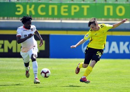 Анжи 0:2 Урал