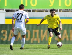 Анжи 0:2 Урал
