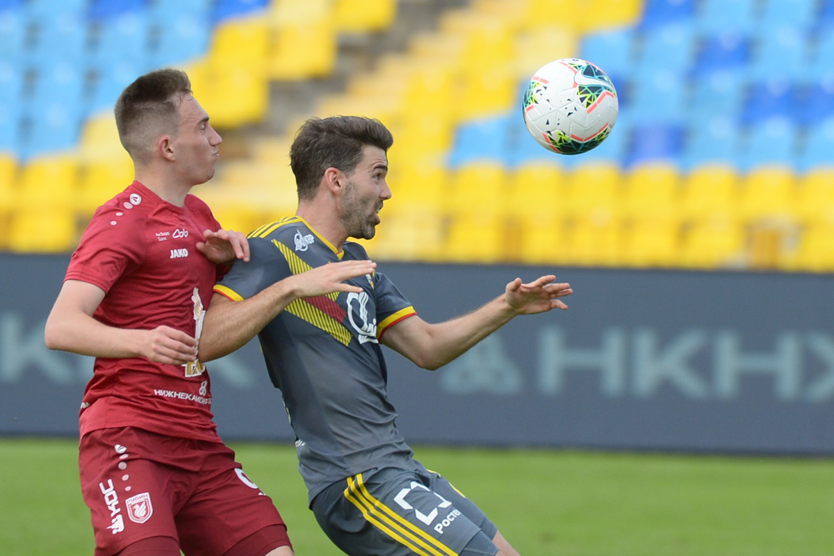Камиль Закиров, Виктор Альварес