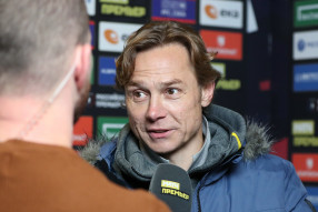 Валерий Карпин