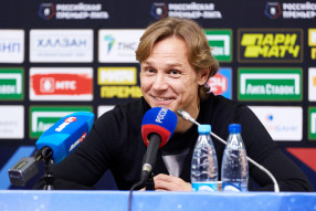 Валерий Карпин