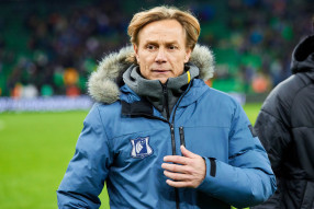 Валерий Карпин