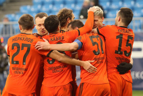 Крылья Советов 2:3 Урал