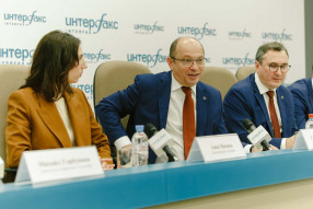 Подписание контракта с титульным партнёром Тинькоф ...