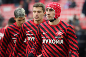Роман Зобнин, Зелимхан Бакаев