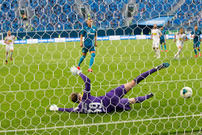 Зенит 2:1 Крылья Советов