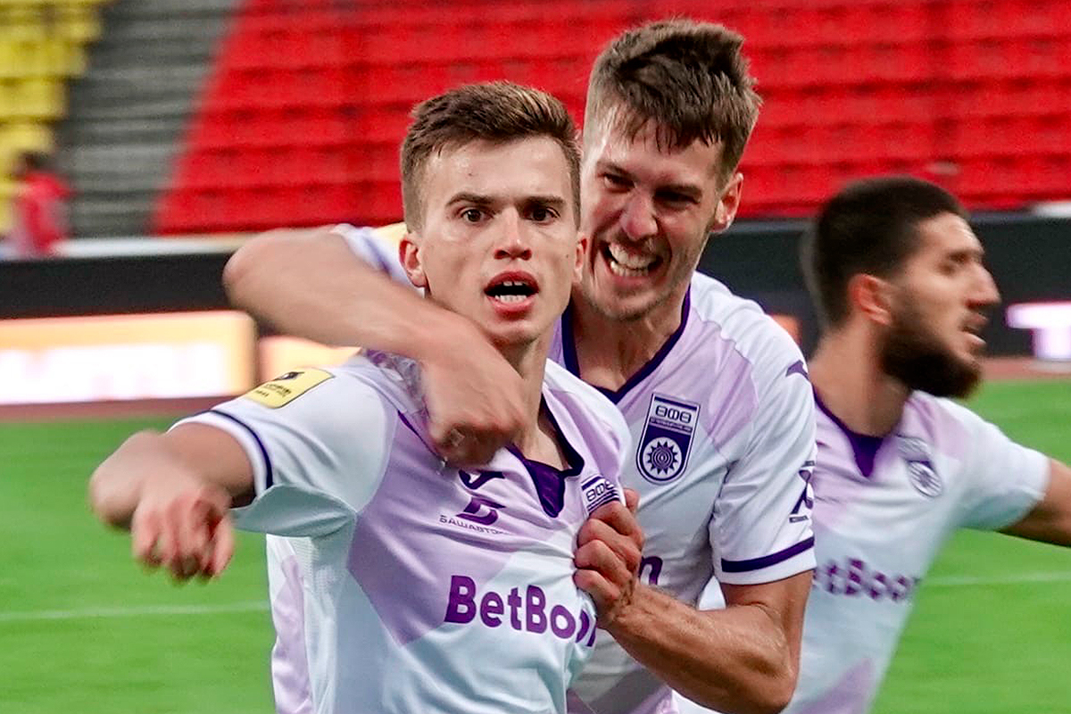Артём Голубев, Ловро Бизяк