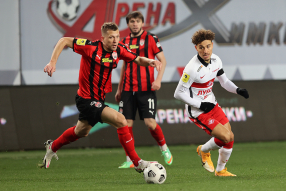 Евгений Гапон, Джордан Ларссон