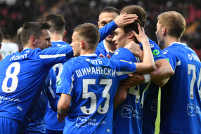Ахмат 1:2 Динамо