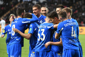 Ахмат 1:2 Динамо
