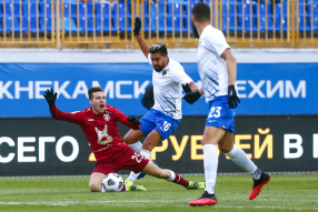Кристиан Нобоа, Денис Макаров