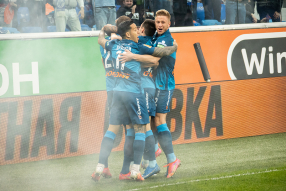 Зенит 6:1 Локомотив