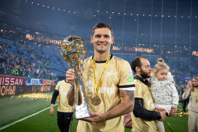 Церемония вручения «Зениту» трофея чемпионов РПЛ