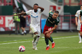 Локомотив 1:1 Зенит