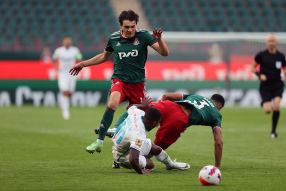 Локомотив 1:1 Зенит