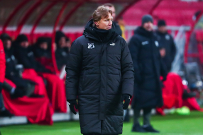 Валерий Карпин