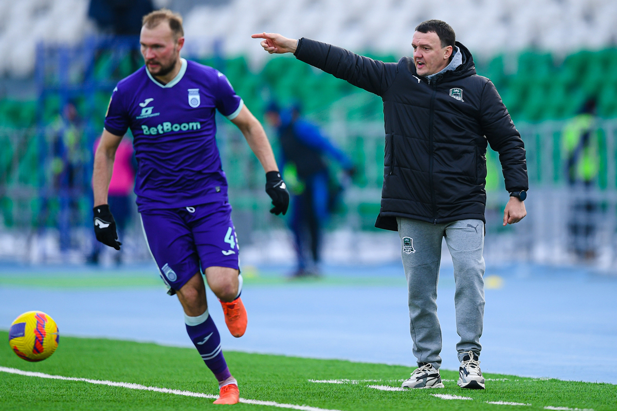 Александр Сторожук