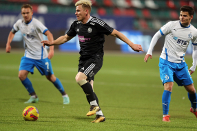 Динамо-м 0:3 Амкал