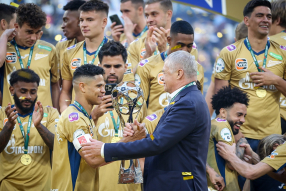Награждение «Зенита» чемпионским кубком РПЛ