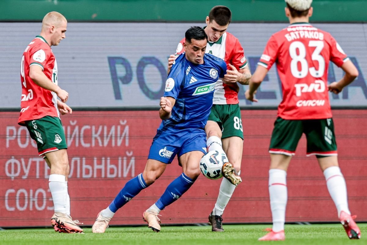 Евгений Морозов, Сергей Пиняев, Брайан Эсекьель Мансилья
