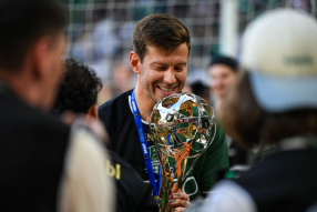 Награждение «Краснодара» трофеем чемпионов РПЛ
