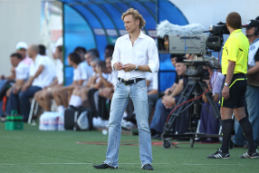 Валерий Карпин