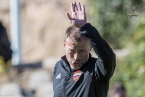 Василий Березуцкий