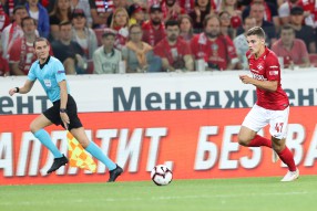 Роман Зобнин