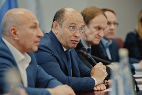 Встреча руководства РФС, РФПЛ и клубов РФПЛ с деле ...