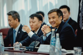 Встреча руководства РФС, РФПЛ и клубов РФПЛ с деле ...