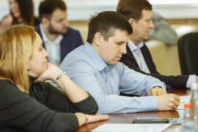 Заседание рабочей группы Комитета профессиональног ...