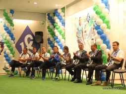 Представление новичков "Крыльев Советов" ...