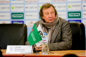 Юрий Сёмин