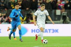 Роман Зобнин