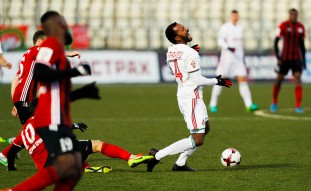 Амкар 0:0 Локомотив
