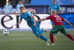 Зенит 1:1 Локомотив