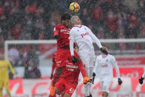 Локомотив 0:0 Спартак